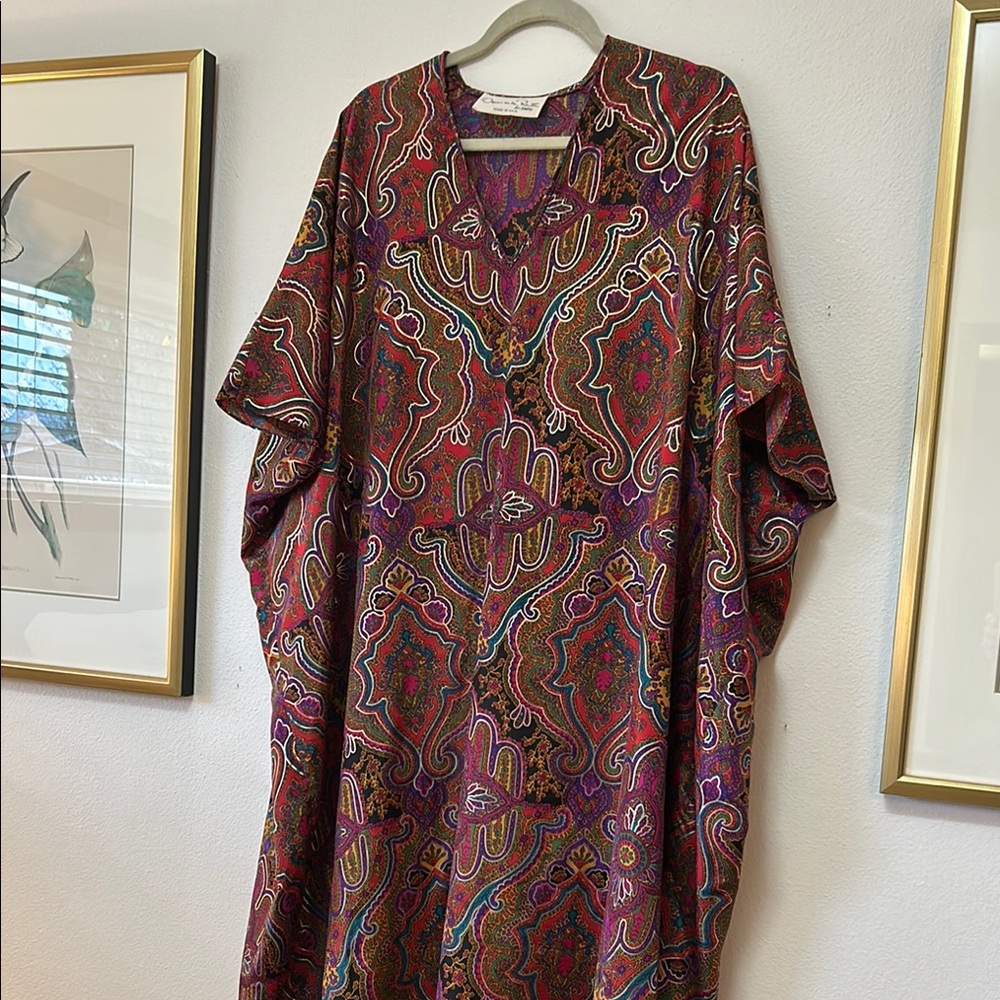 Oscar de le Renta for SWRL caftan.